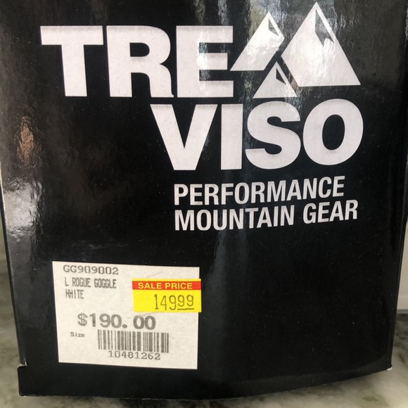 Package ..Ladies Ski Jacket,pants,socks,gloves,hot chiles base layers, goggles - Picture 12 of 15